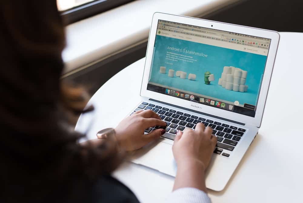 Design That Converts: Why User Experience Matters for Your Website
